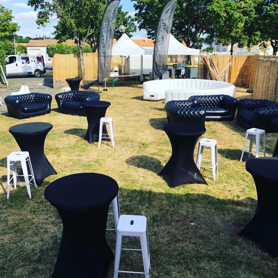Location Mange Debout Housse Noire Sr Evenements 1